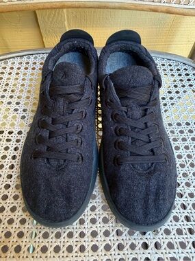 Allbirds Wool Piper Women’s size 8 Black Merino Wool Lace Up Sneakers
